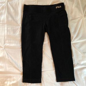 Black cropped Fila leggings